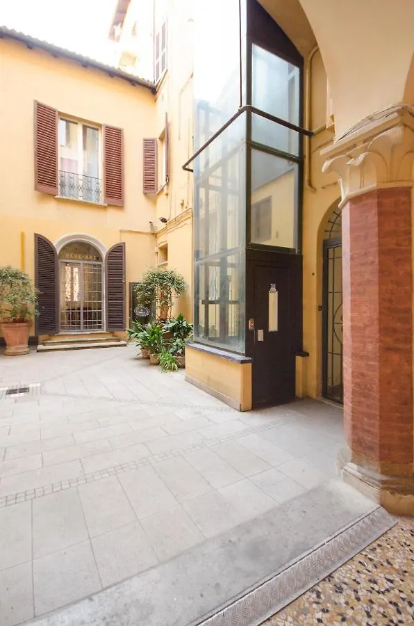 בולוניה Mercanzia Apartment, Palazzo Storico Sotto Le Due Torri איטליה