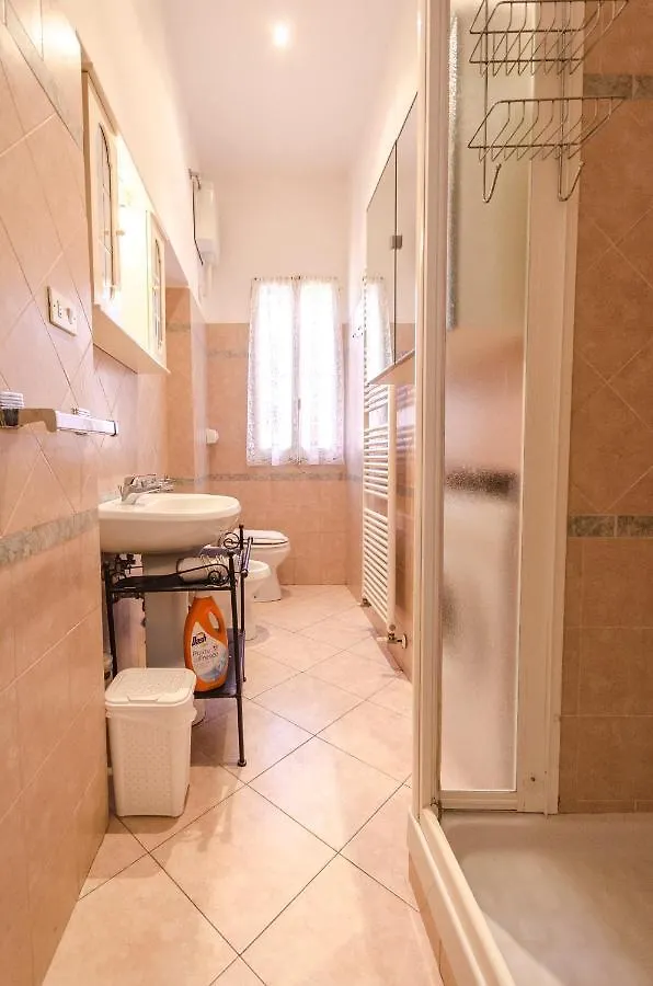 בולוניה Mercanzia Apartment, Palazzo Storico Sotto Le Due Torri דירה