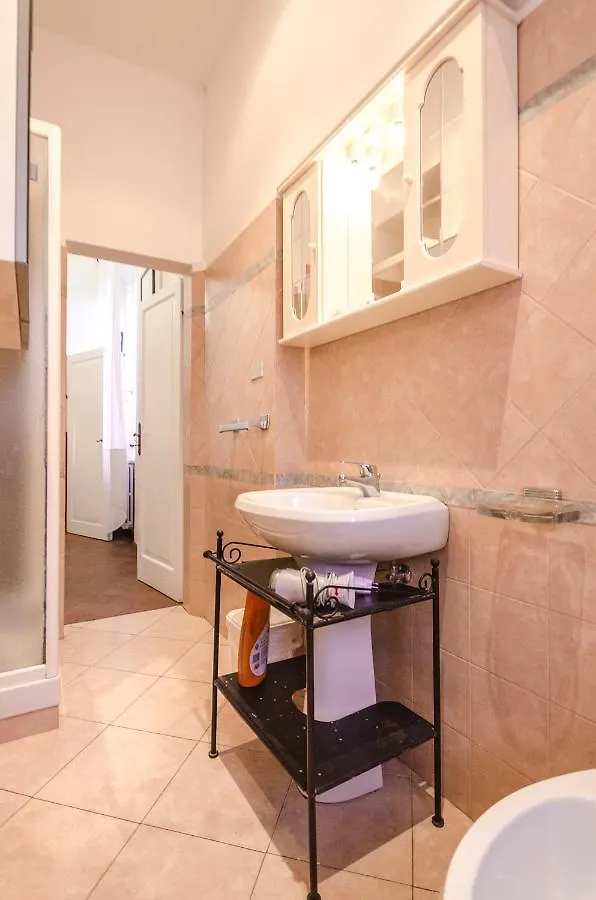 דירה בולוניה Mercanzia Apartment, Palazzo Storico Sotto Le Due Torri