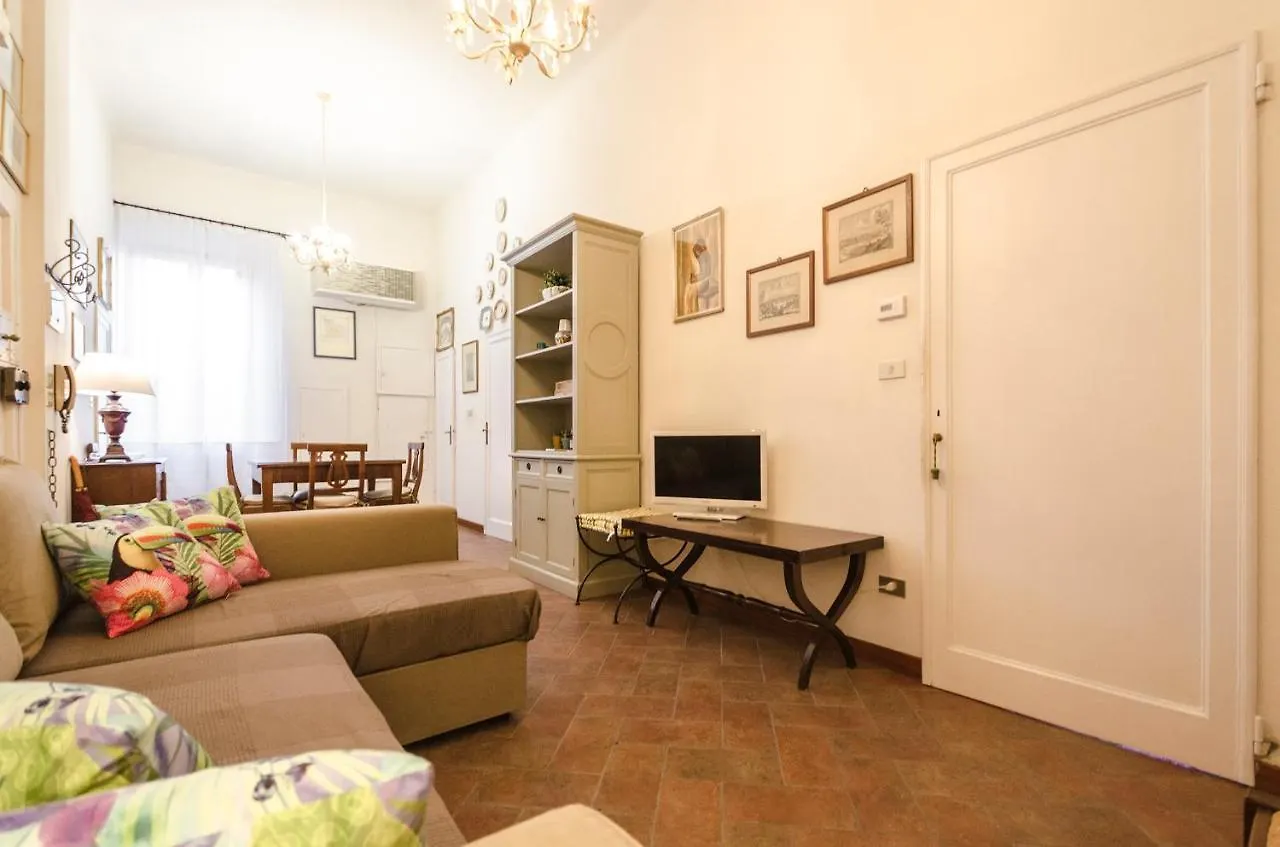 בולוניה Mercanzia Apartment, Palazzo Storico Sotto Le Due Torri